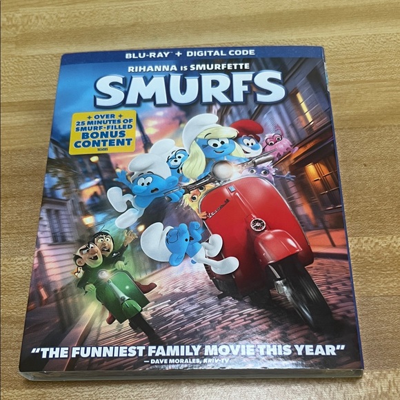 Paramount Pictures Other - # 0868+ Smurfs Blu-ray with Bonus Content